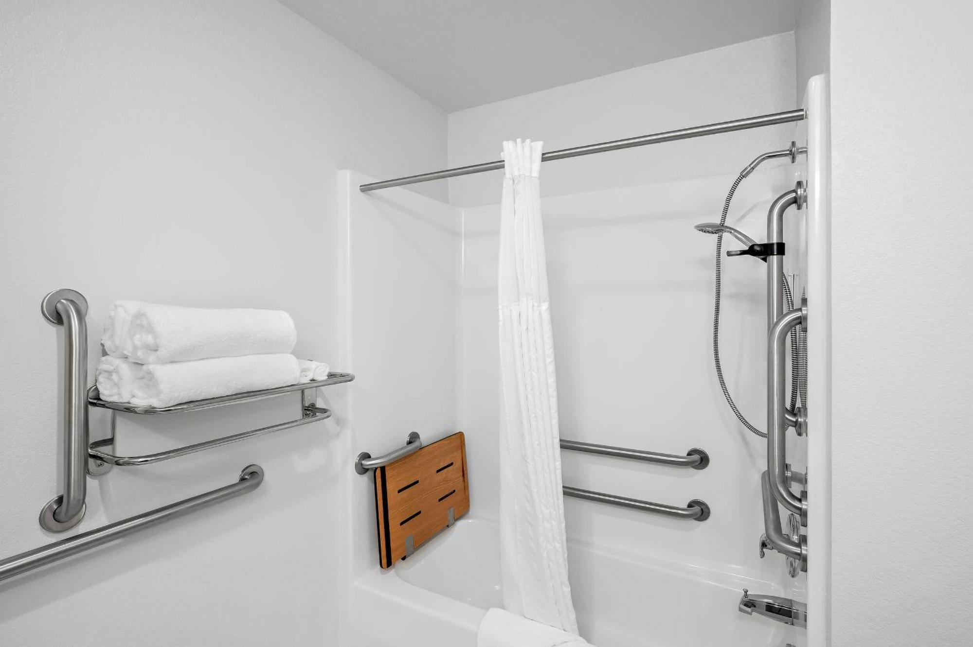 Superior Queen Room with Two Queen Beds - Non-Smoking